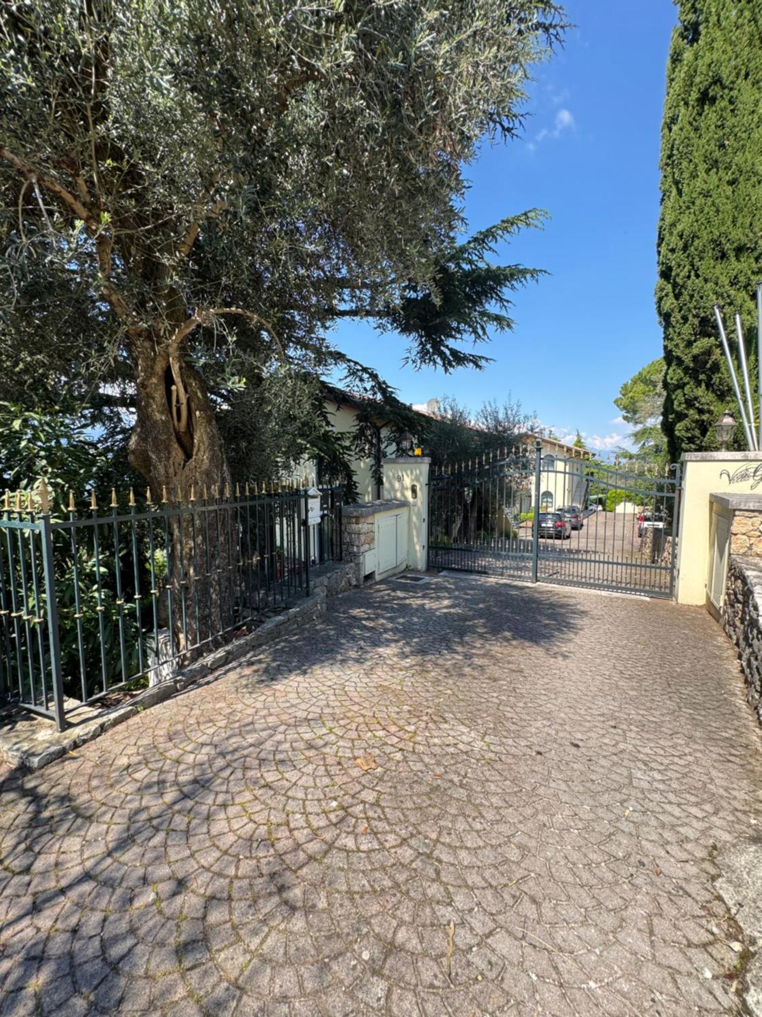 Appartamento La Perla Торри-дель-Бенако Экстерьер фото